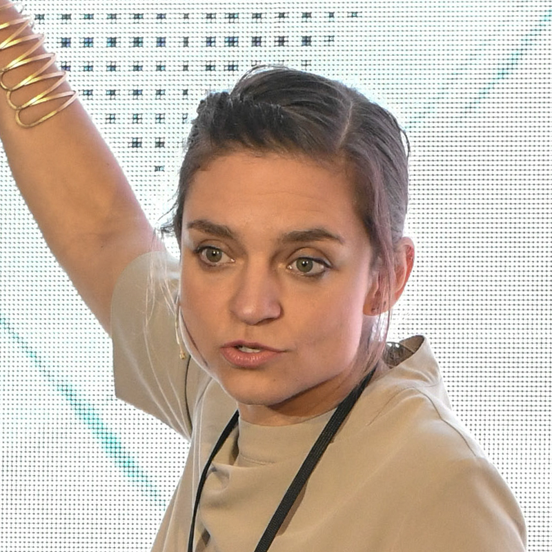 Ana Mombiedro